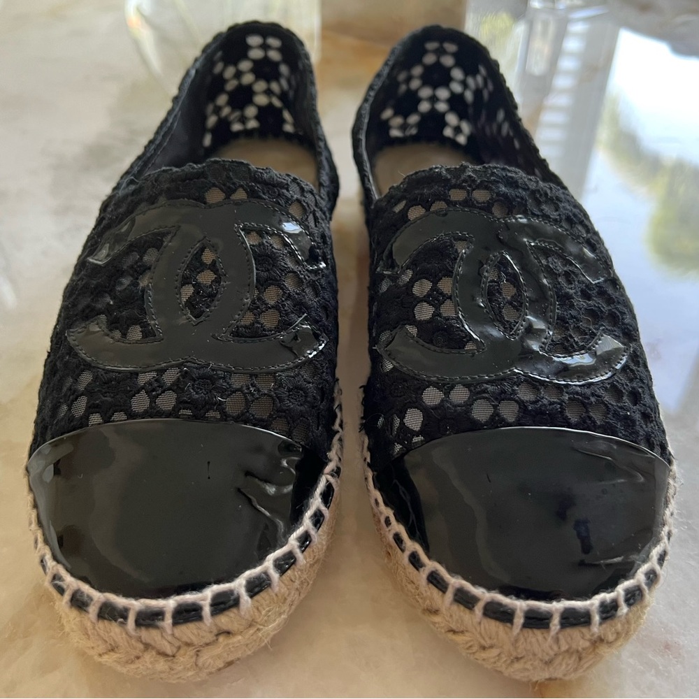 Chanel Interlocking CC Logo Black Lace Espadrilles